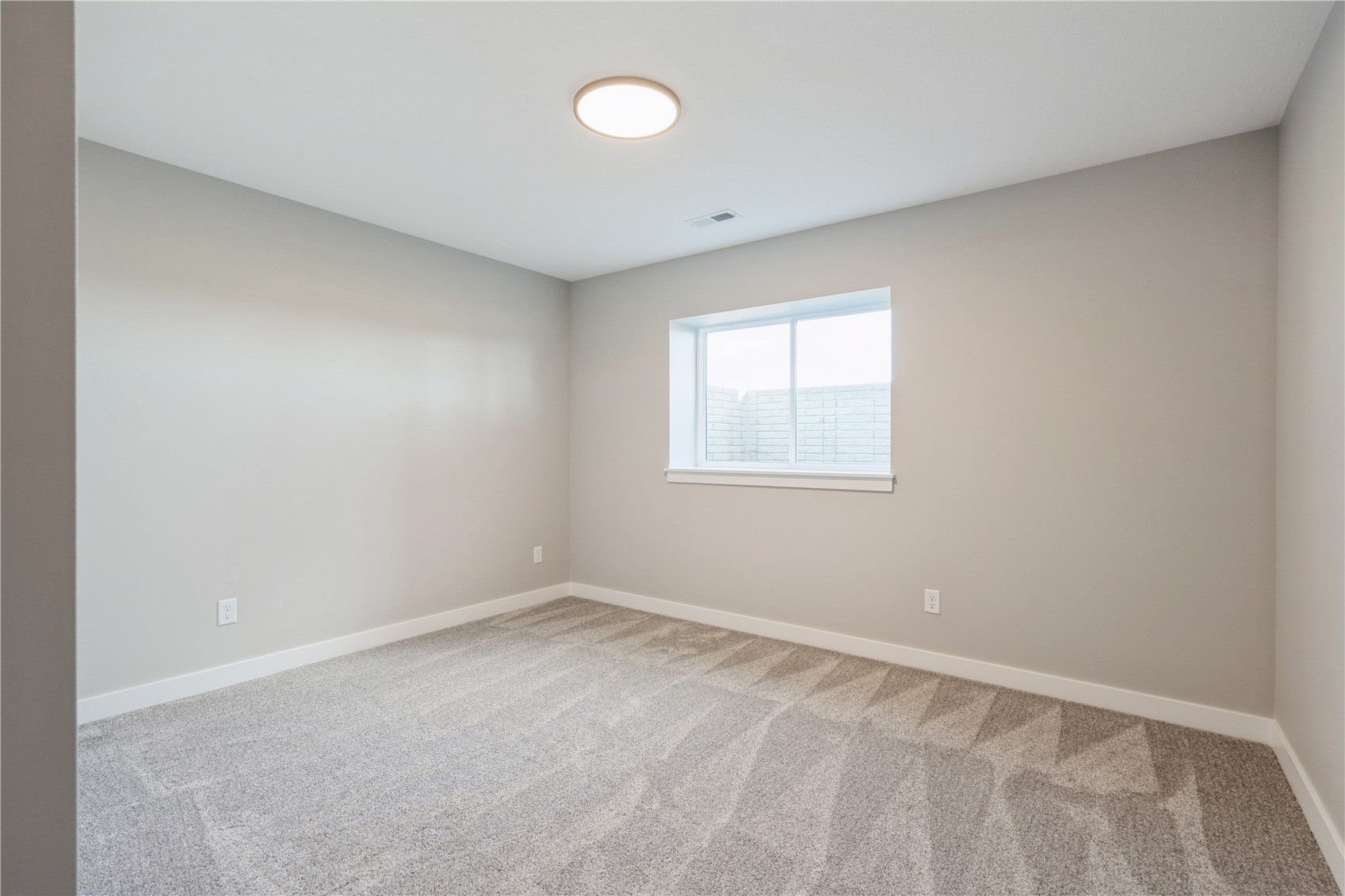 345 Dutch Drive Robins IA 52328