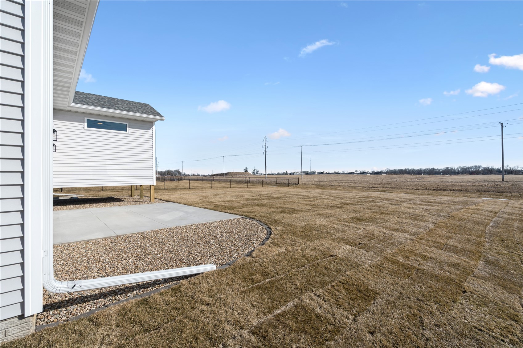 345 Dutch Drive Robins IA 52328