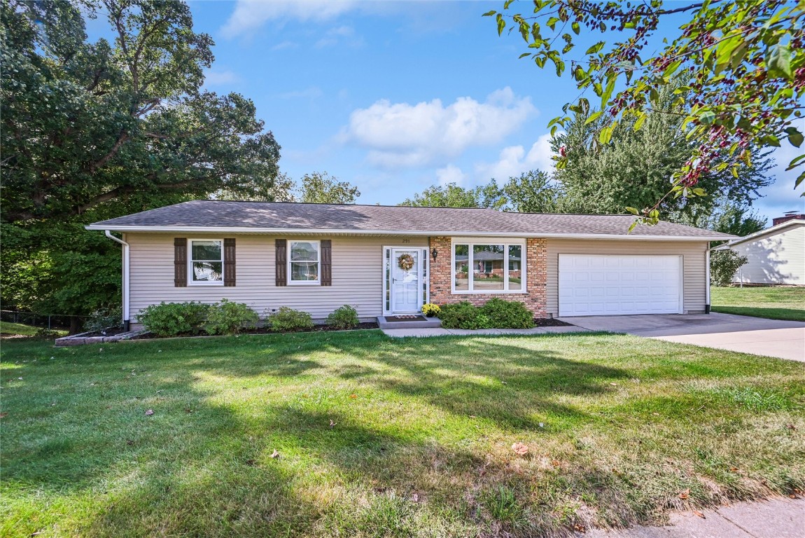 291 Crandall Drive NE Cedar Rapids IA 52402