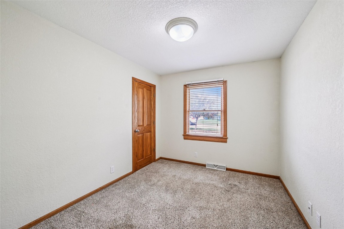 291 Crandall Drive NE Cedar Rapids IA 52402