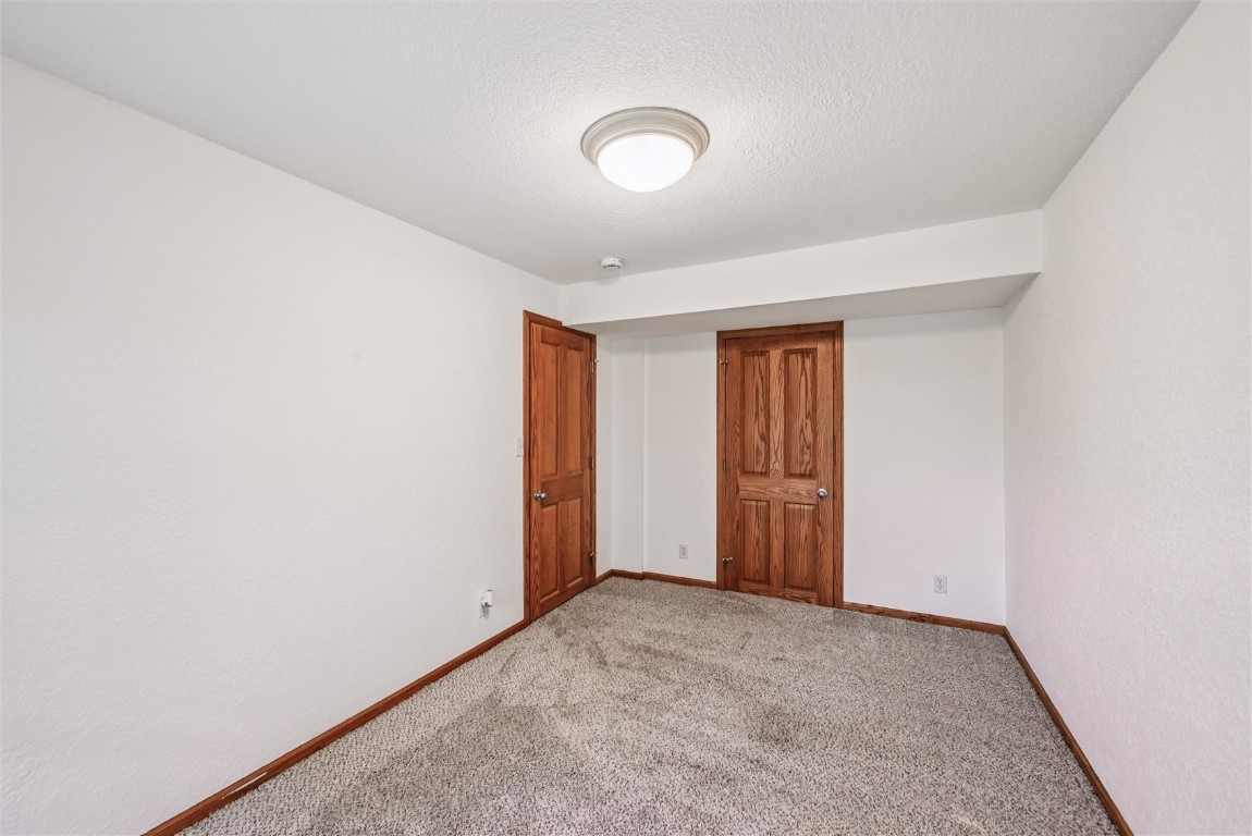 291 Crandall Drive NE Cedar Rapids IA 52402