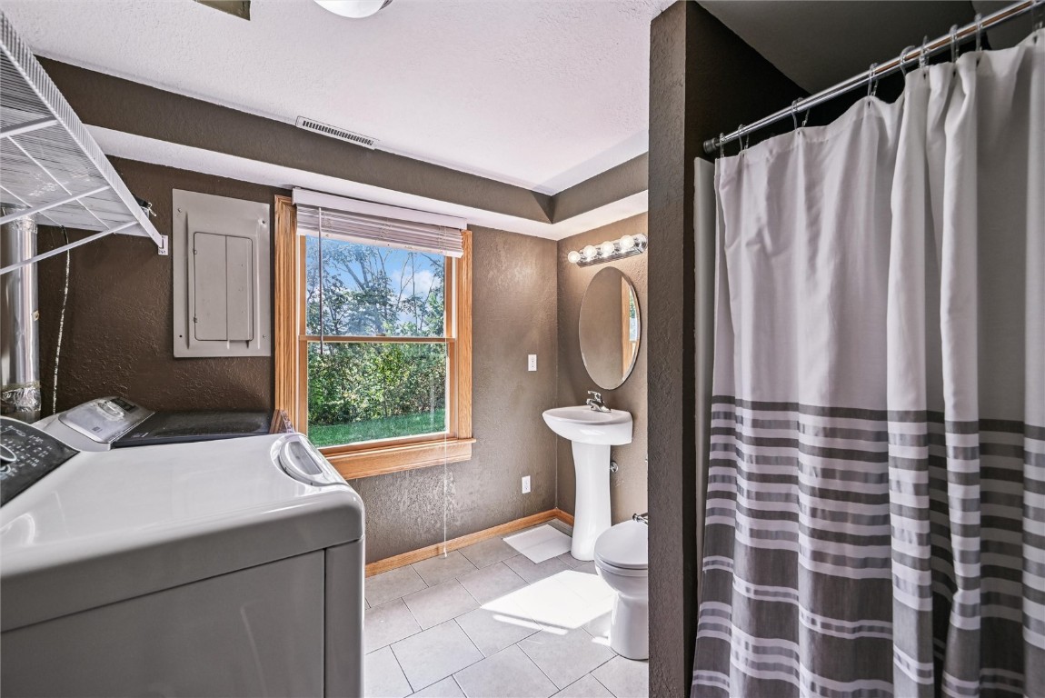 291 Crandall Drive NE Cedar Rapids IA 52402