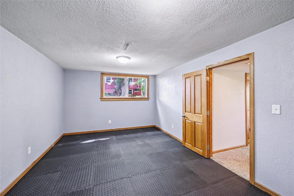 291 Crandall Drive NE Cedar Rapids IA 52402