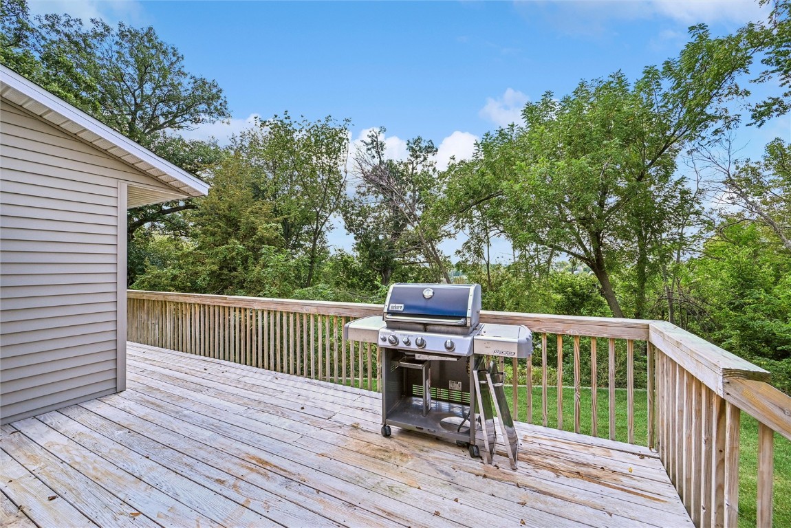 291 Crandall Drive NE Cedar Rapids IA 52402
