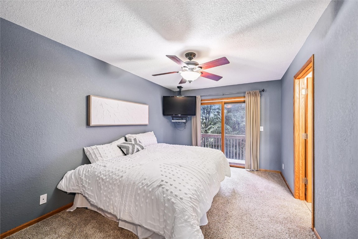291 Crandall Drive NE Cedar Rapids IA 52402