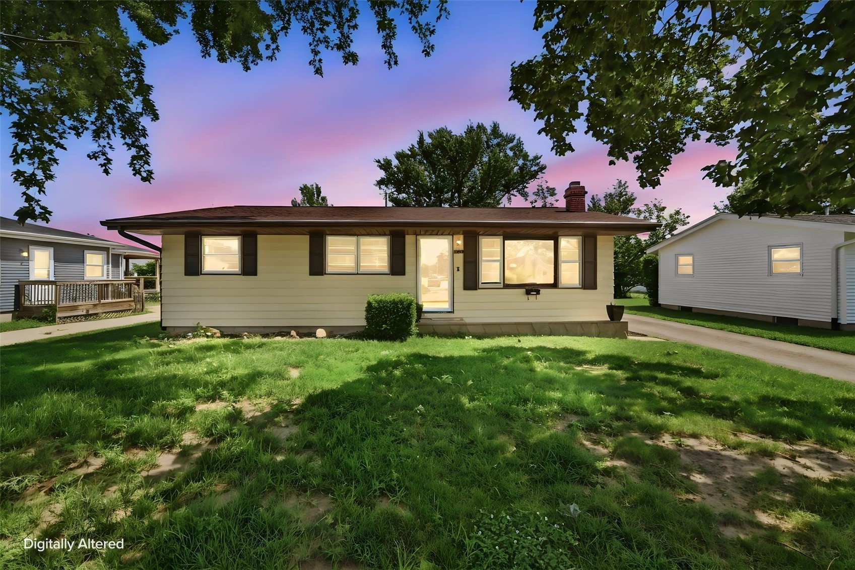 203 10th Avenue Hiawatha IA 52233