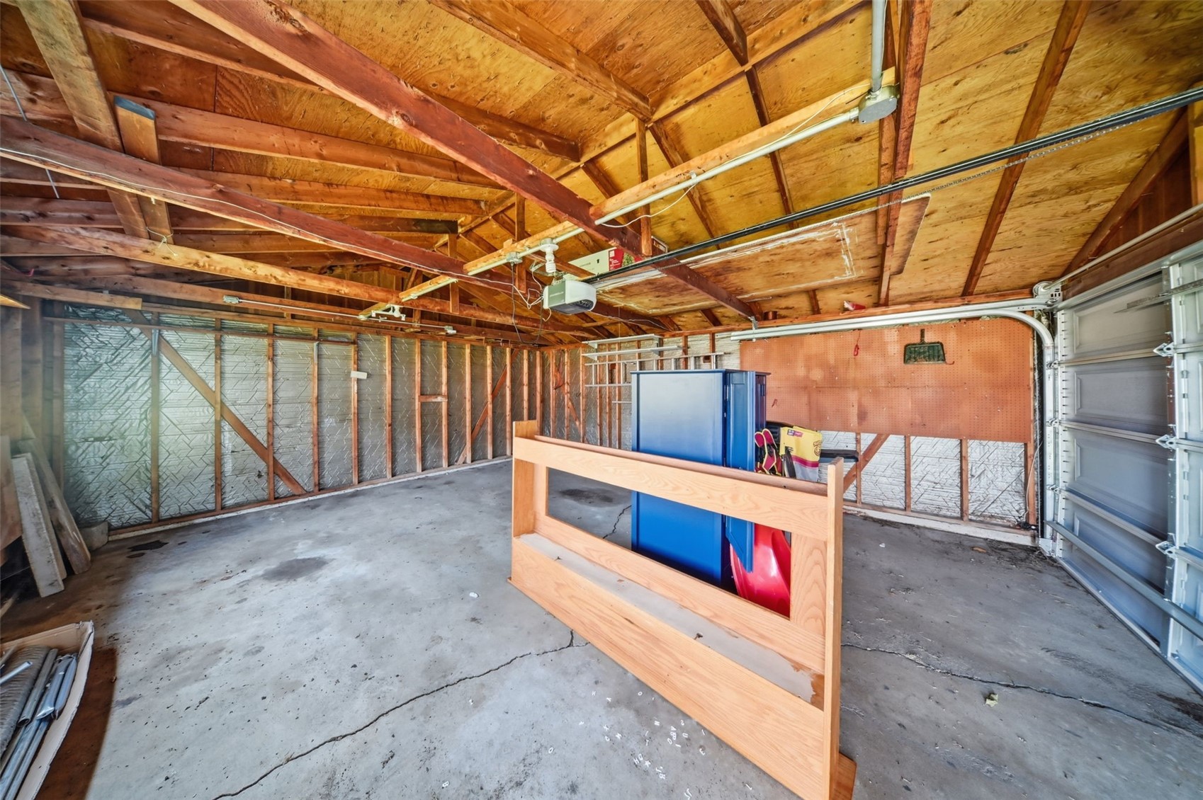203 10th Avenue Hiawatha IA 52233