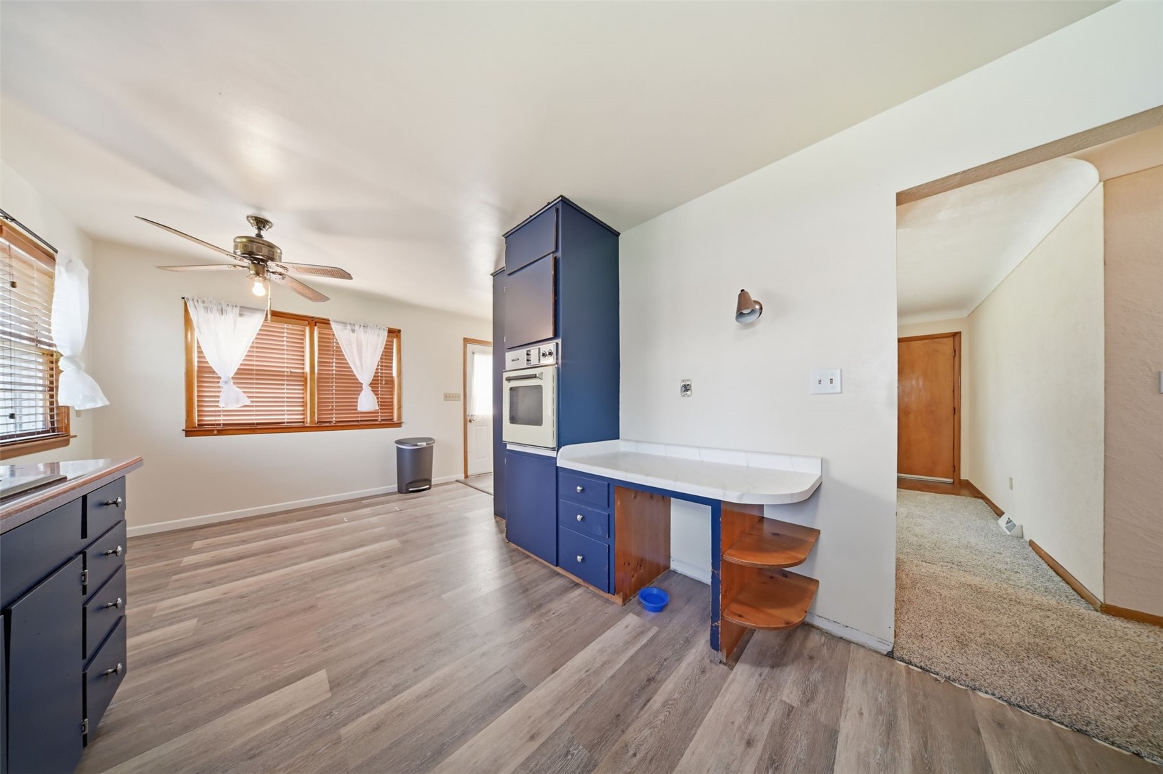 203 10th Avenue Hiawatha IA 52233