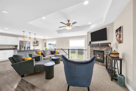 2239 Crestwood Lane Marion IA 50648