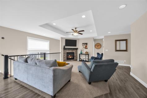 2239 Crestwood Lane Marion IA 50648