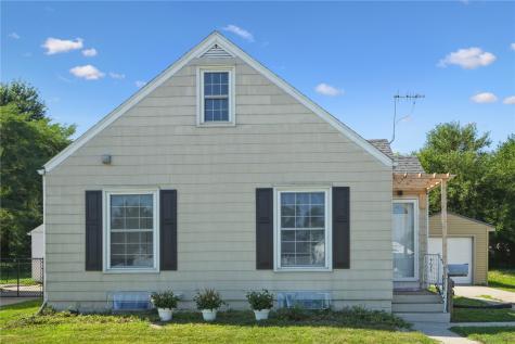 1824 Chandler Street SW Cedar Rapids IA 52404