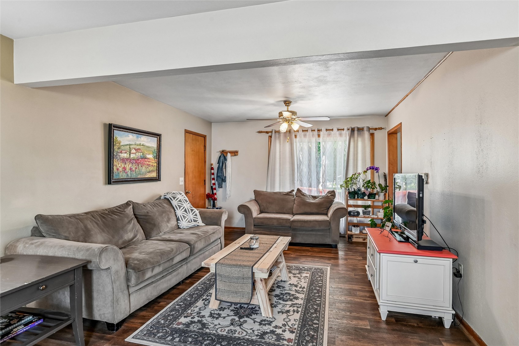 305 Main Street Palo IA 52324