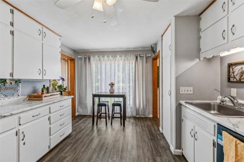 305 Main Street Palo IA 52324