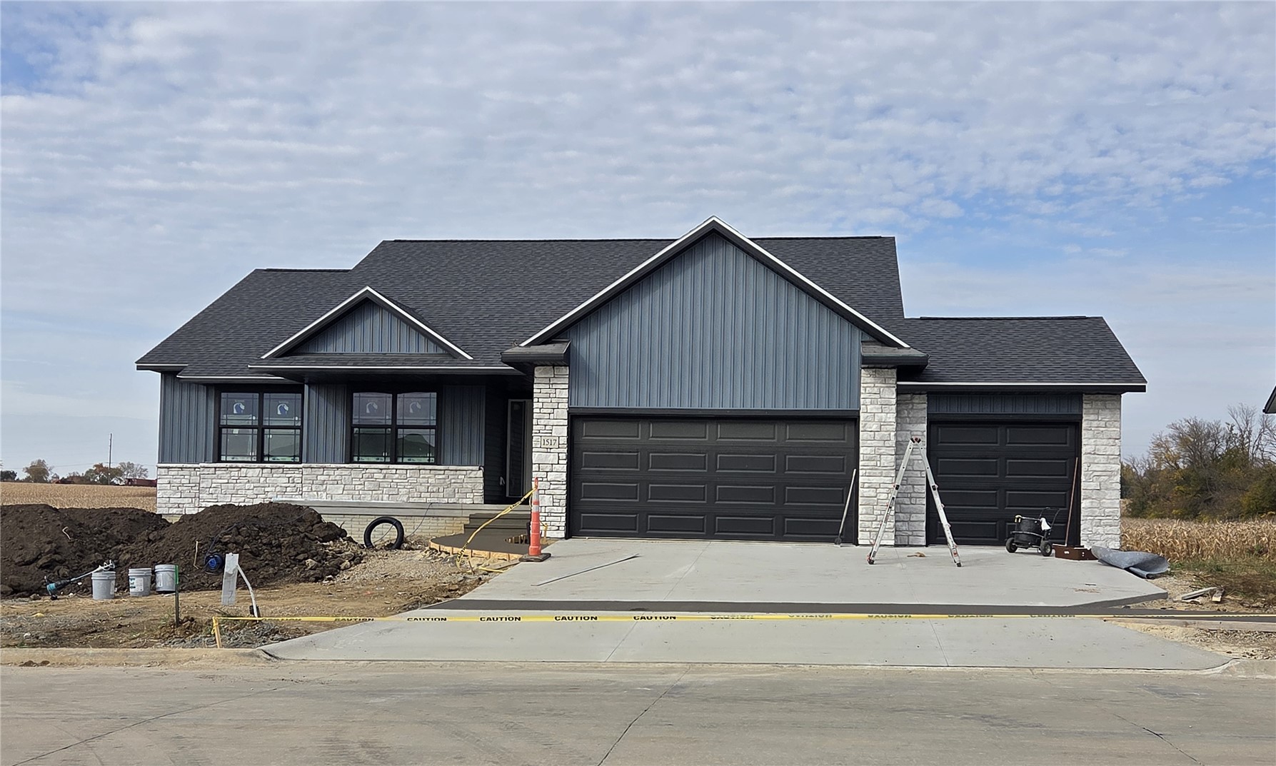 Mt Vernon IA, 1517 3RD Street SW