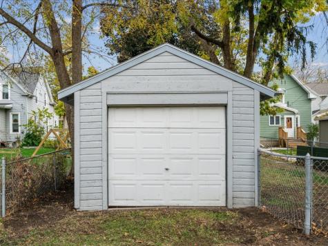 421 17th Street SE Cedar Rapids IA 52403