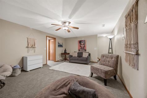 1017 Langenberg Avenue Iowa City IA 52240