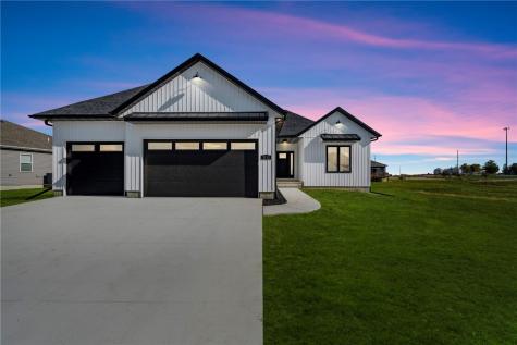 7113 Chenango Lane SW Cedar Rapids IA 52404