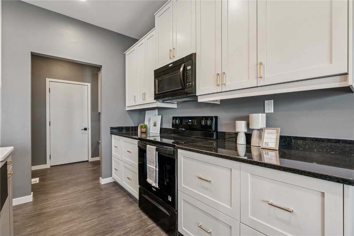 7113 Chenango Lane SW Cedar Rapids IA 52404