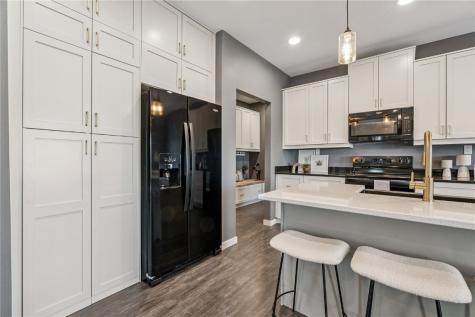 7113 Chenango Lane SW Cedar Rapids IA 52404
