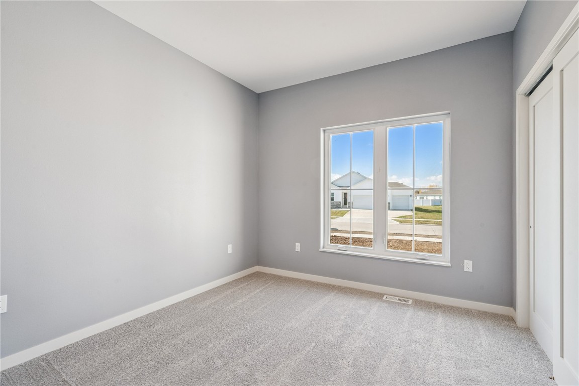 7113 Chenango Lane SW Cedar Rapids IA 52404