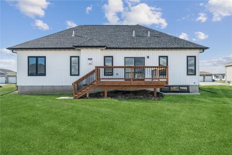 7113 Chenango Lane SW Cedar Rapids IA 52404