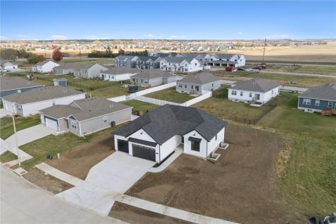 7113 Chenango Lane SW Cedar Rapids IA 52404