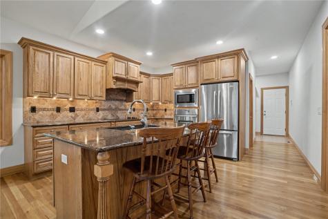 3241 Cedar River Court NE Cedar Rapids IA 52411