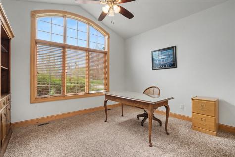 3241 Cedar River Court NE Cedar Rapids IA 52411
