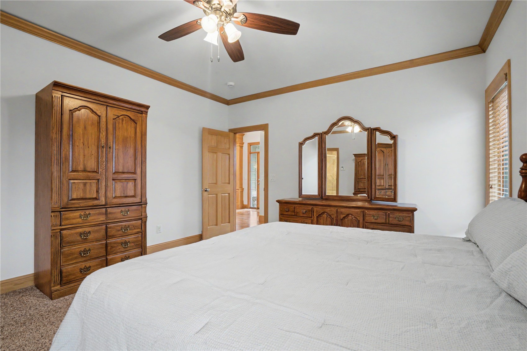 3241 Cedar River Court NE Cedar Rapids IA 52411
