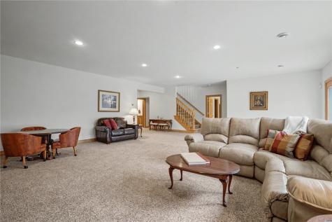 3241 Cedar River Court NE Cedar Rapids IA 52411