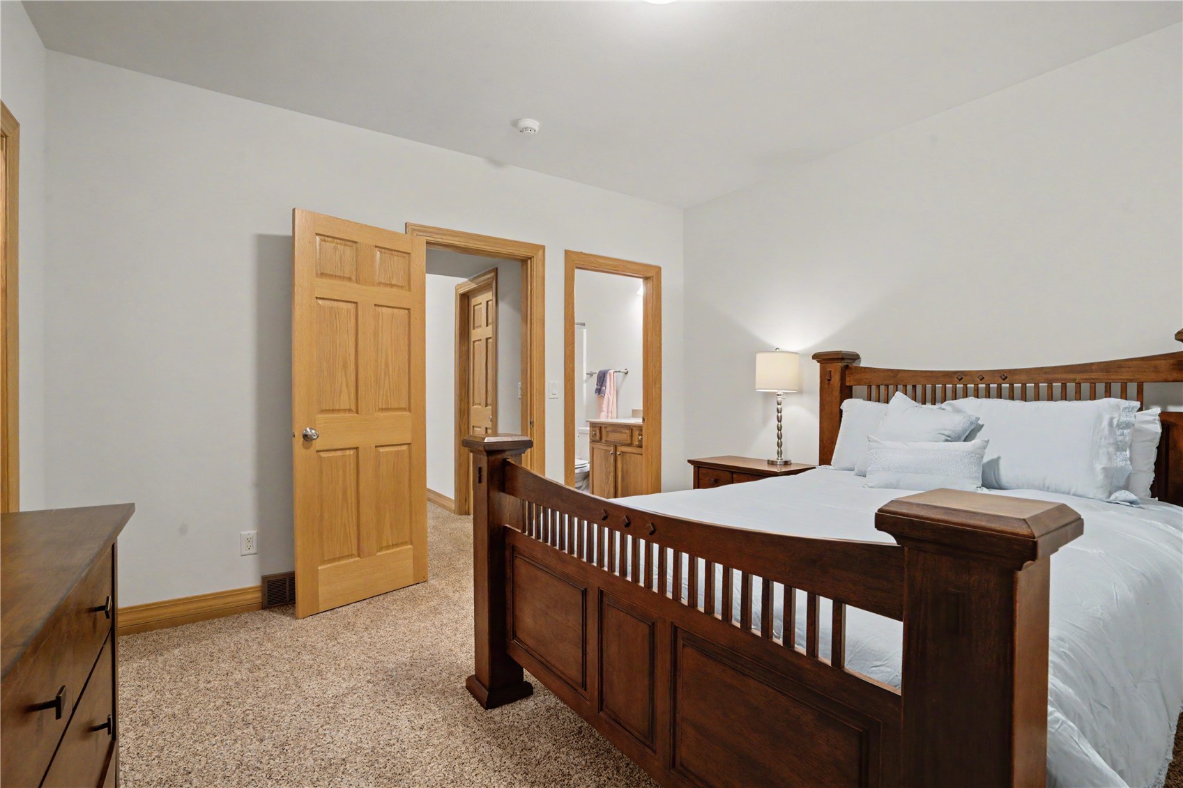 3241 Cedar River Court NE Cedar Rapids IA 52411