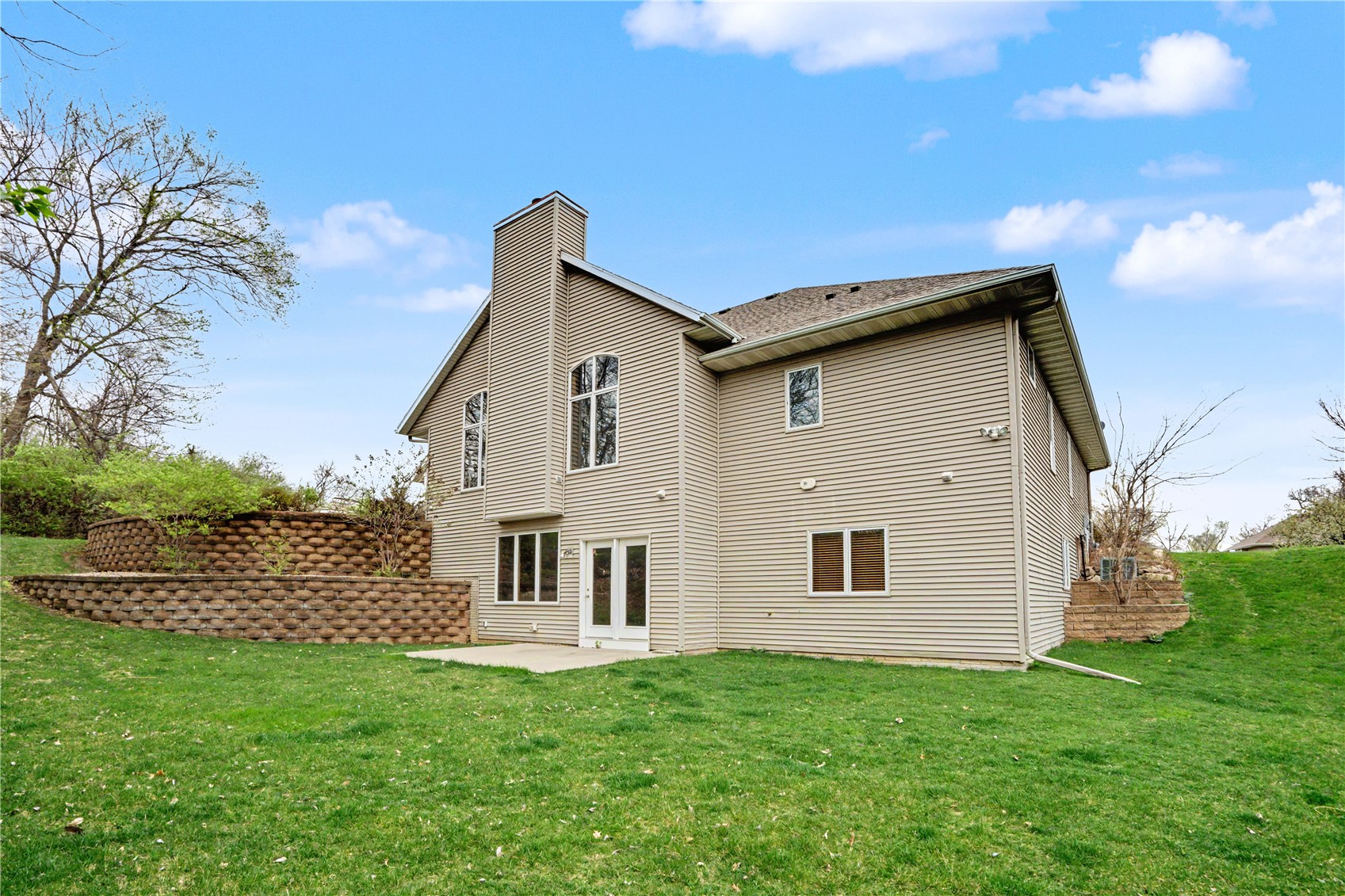 3241 Cedar River Court NE Cedar Rapids IA 52411