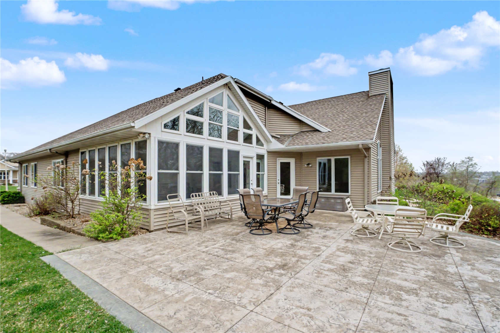 3241 Cedar River Court NE Cedar Rapids IA 52411