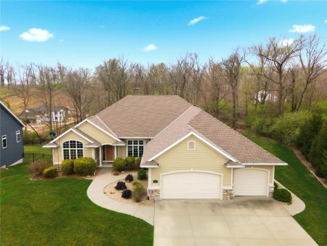 3241 Cedar River Court NE Cedar Rapids IA 52411
