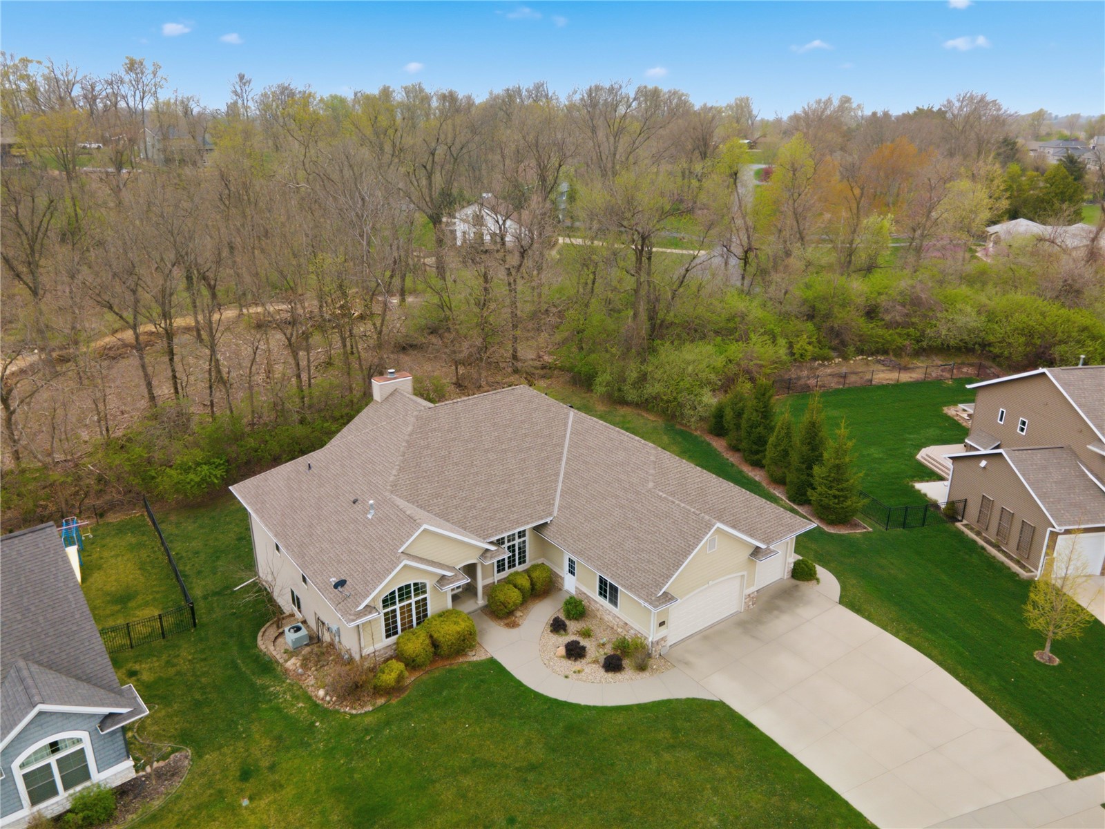 3241 Cedar River Court NE Cedar Rapids IA 52411