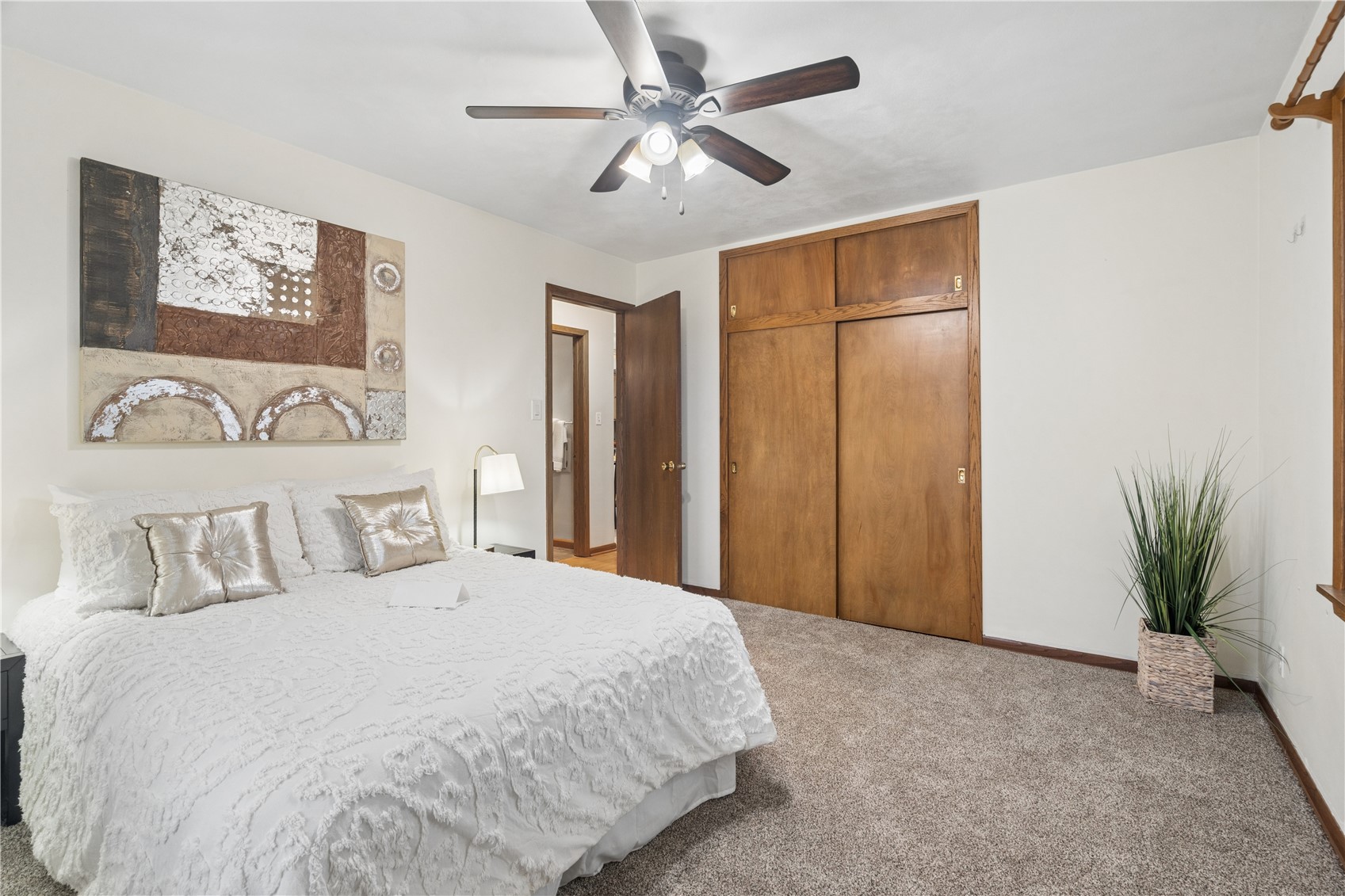 4018 Dalewood Avenue SE Cedar Rapids IA 52403