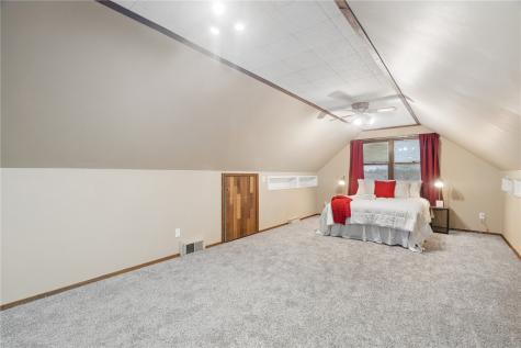 4018 Dalewood Avenue SE Cedar Rapids IA 52403