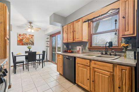 4018 Dalewood Avenue SE Cedar Rapids IA 52403