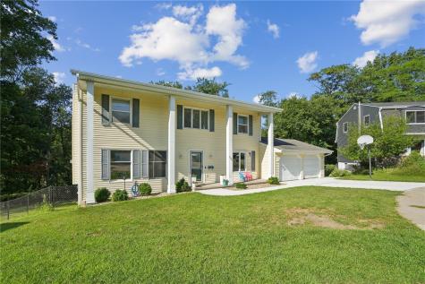 3101 Blue Ridge Court NE Cedar Rapids IA 52402