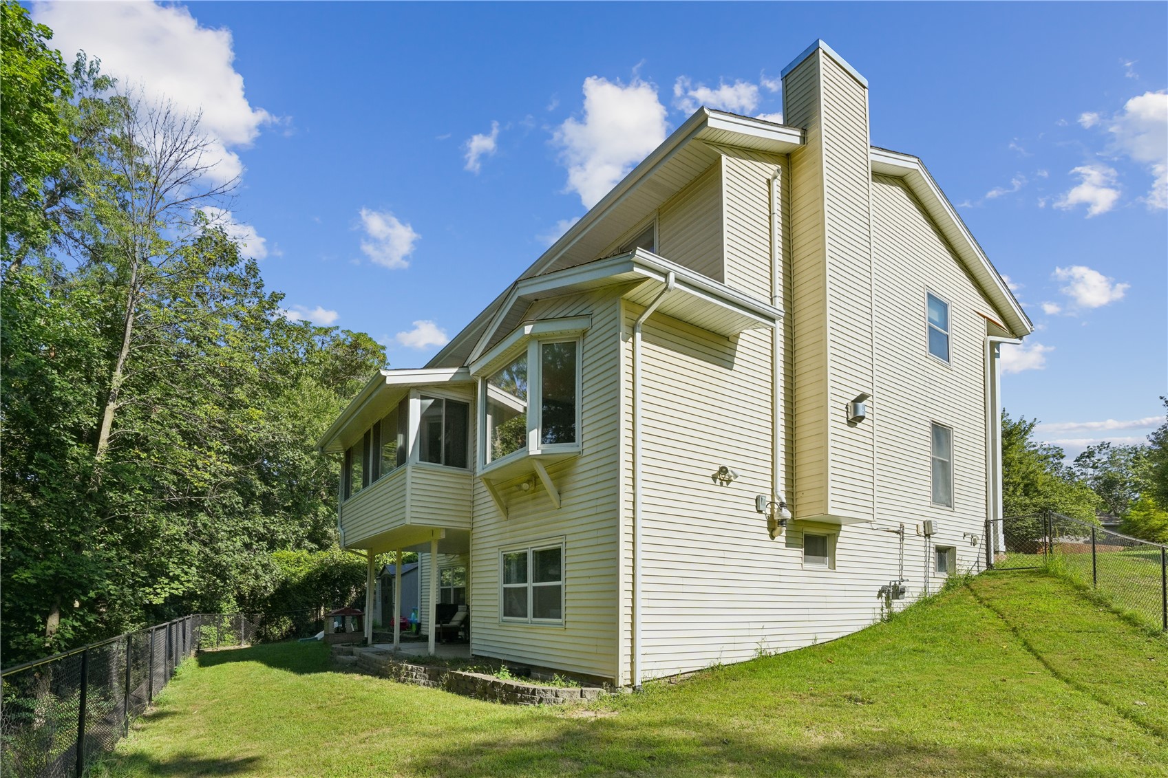 3101 Blue Ridge Court NE Cedar Rapids IA 52402