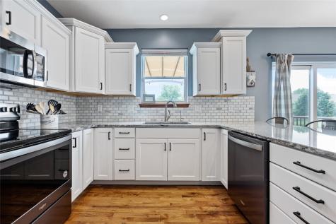 2485 Pebble Creek Drive Marion IA 52302