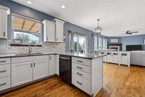2485 Pebble Creek Drive Marion IA 52302