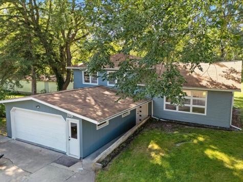 705 South Street Brandon IA 52210