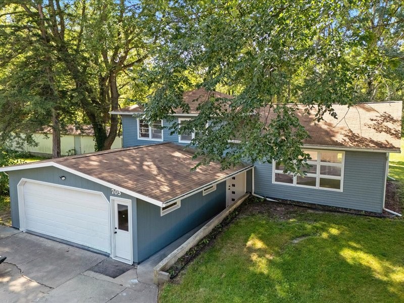 705 South Street Brandon IA 52210
