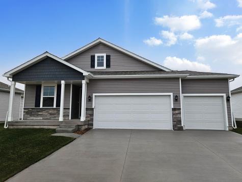 2872 Grassland Court Hiawatha IA 52233