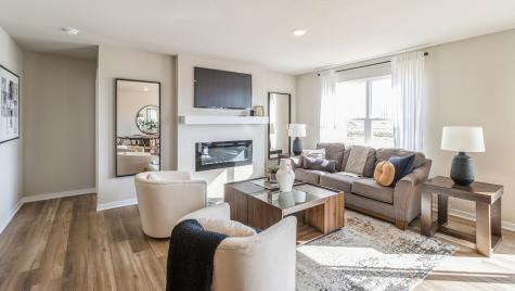 2872 Grassland Court Hiawatha IA 52233
