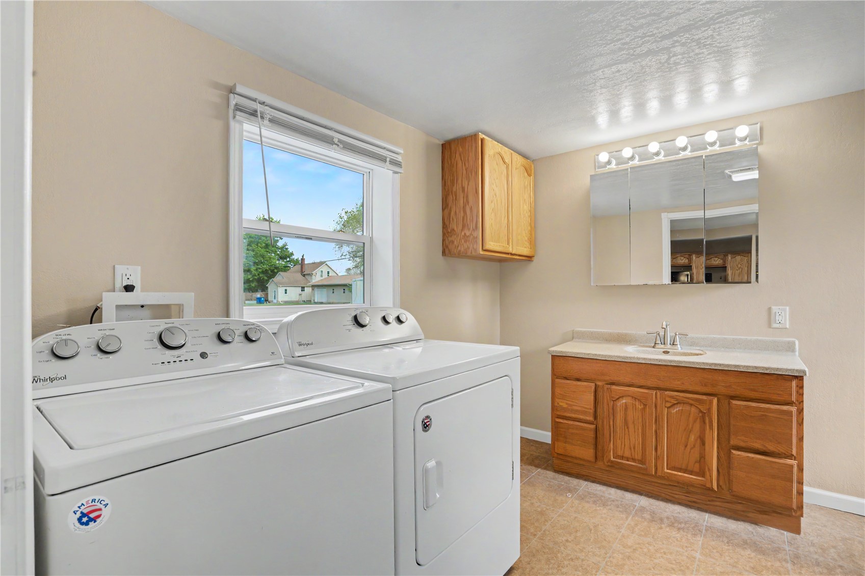 203 S Main Street Stanwood IA 52337