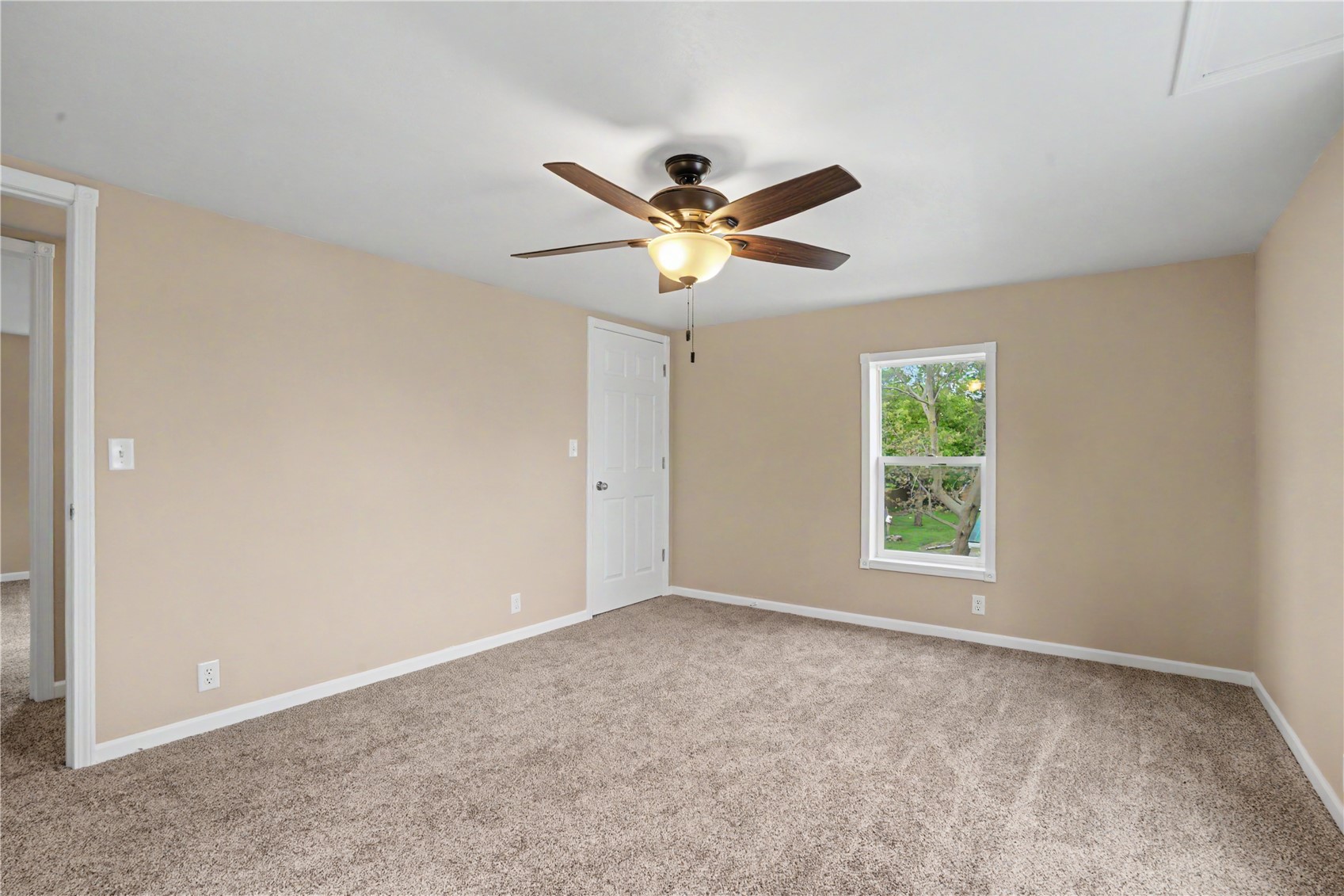 203 S Main Street Stanwood IA 52337