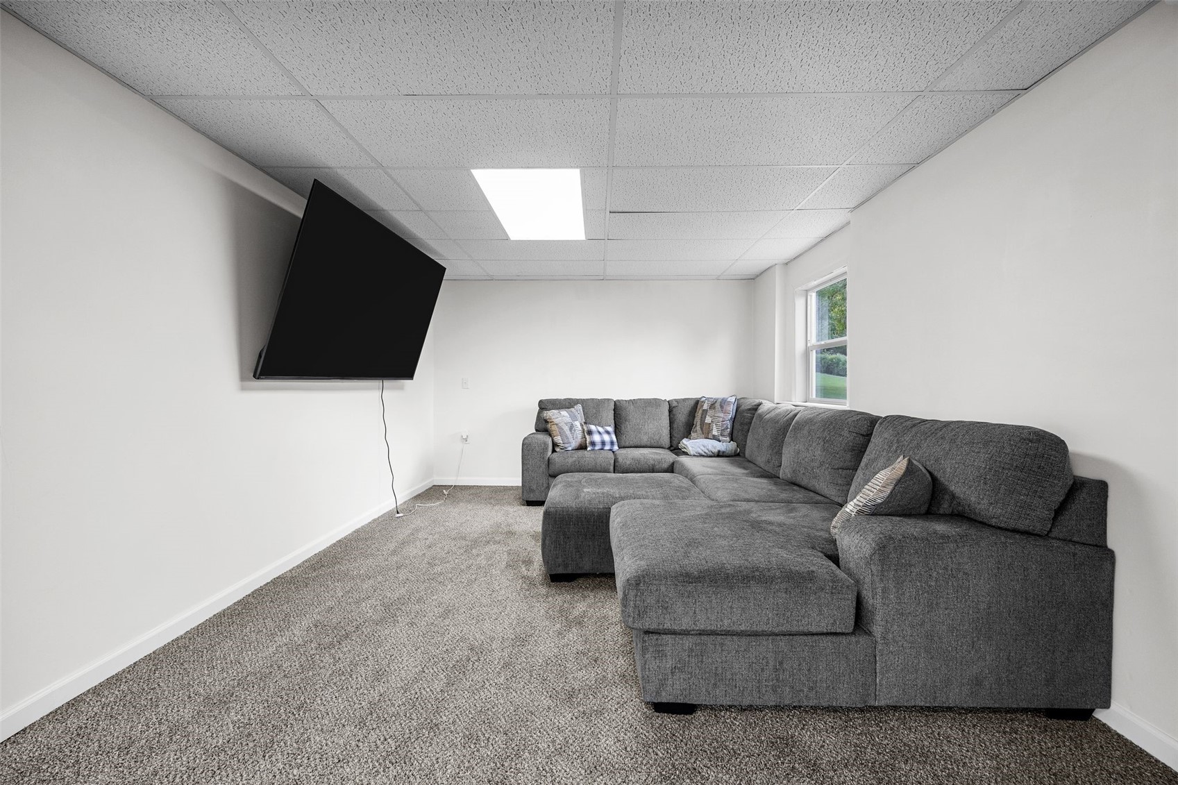 1524 Rainbow Drive Belle Plaine IA 52208
