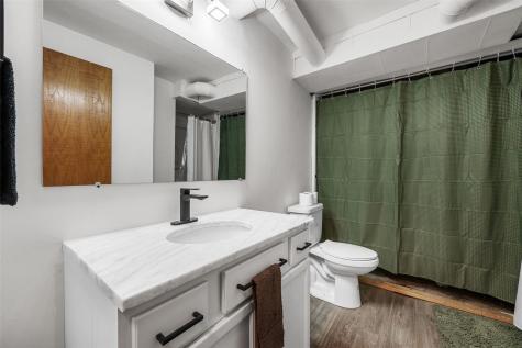 1524 Rainbow Drive Belle Plaine IA 52208